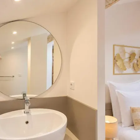 Апартаменты A C 2br 6p Sea View- St-tropez
